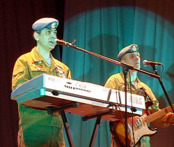 Музыканты группы «Ростов» спели благовещенцам об афганской войне